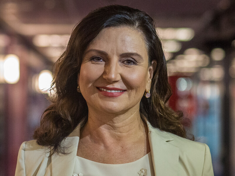 Инна БОГОСЛОВСКАЯ