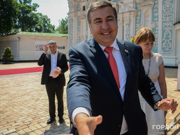 Саакашвили: Для того, чтобы администрация Обамы предоставила Украине оружие, необходимо выиграть битву за общественное мнение в США