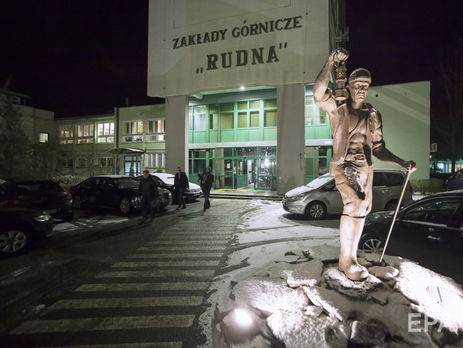 В результате обвала на шахте в Польше пострадали 15 горняков, один числится пропавшим без вести