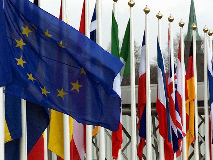 Reuters: Министры иностранных дел ЕС неохотно обсуждают усиление санкций против России