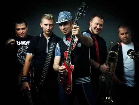 Музыканты Mad Heads XL попали в аварию по дороге во Львов, есть пострадавшие