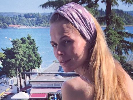 Фреймут показала архивное фото в купальнике