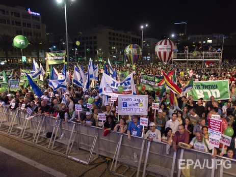В Тель-Авиве прошла массовая акция против правительства Нетаньяху. Фоторепотаж