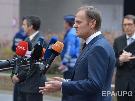 Туск: Несмотря на нарушения Минских соглашений, ЕС пока не будет вводить новые санкции против России