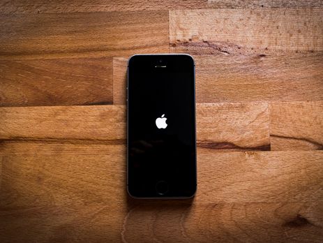 Apple у 2020 році випустить iPhone із лазерною 3D-камерою – Bloomberg