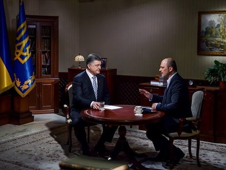 Порошенко: Власть должна больше общаться с обществом, объясняя свои действия