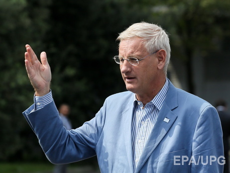 Бильдт: Идея Юнкера об армии ЕС недостижима и не является нужной