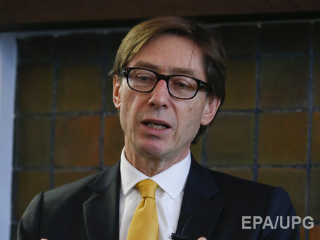 Посол Германии в США: В феврале Обама отказался от поставок оружия Киеву после разговора с Меркель