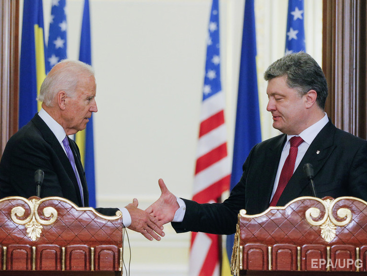 Порошенко поблагодарил Байдена за дополнительную нелетальную помощь США Украине