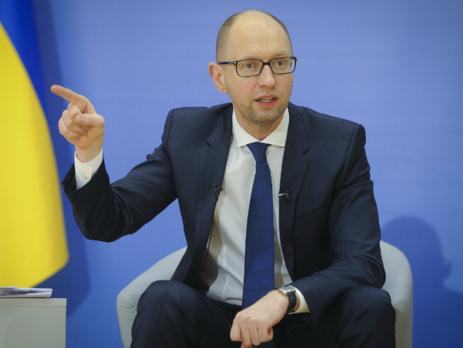 Яценюк ожидает поступления первого транша кредита МВФ до 15 марта