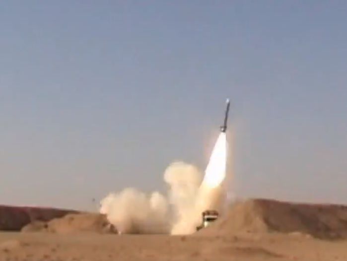 Іран продемонстрував нову ракету великої дальності "Ховейзе"