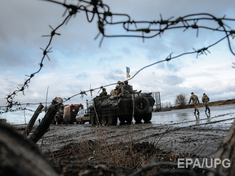 Боевики продолжают обстреливать позиции украинских военных в зоне АТО