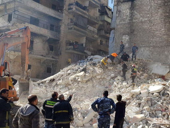 Унаслідок обвалення житлового будинку в Алеппо загинуло 11 осіб
