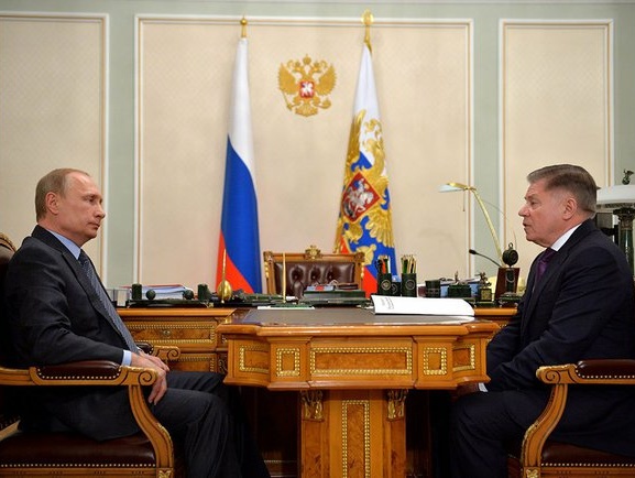 "Антифотошоп" датировал фотографии встречи Путина с председателем Верховного суда РФ 2011 годом