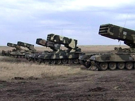 Журналист Бочкала: В Луганске местные жители фиксируют накопление наступательной техники боевиков