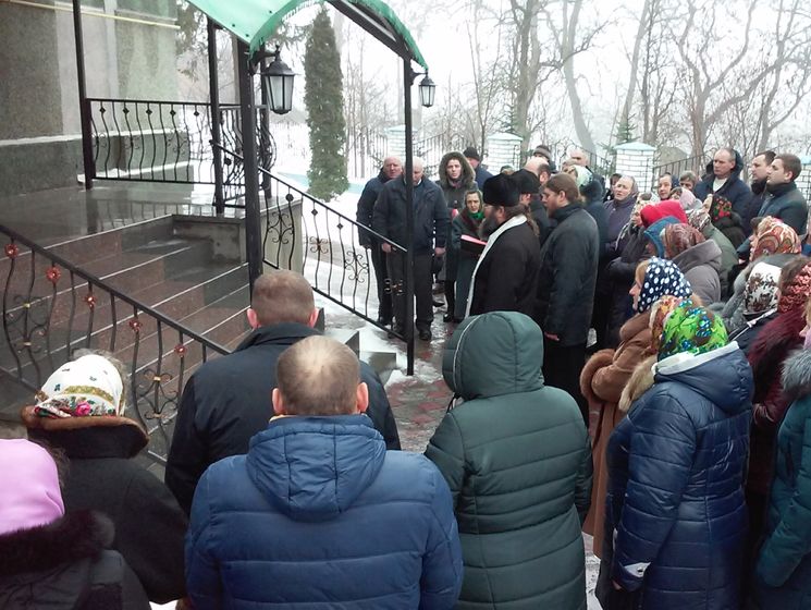 В УПЦ МП заявили, що в Тернопільській області побили їхнього священика