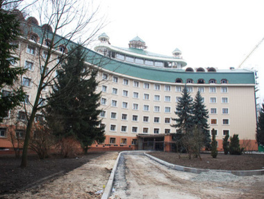 Киевский суд признал незаконной приватизацию помещений больницы "Феофания" 