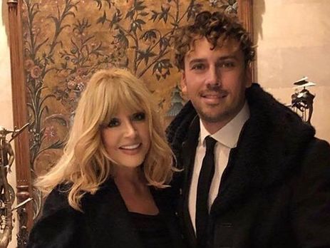 Галкин продемонстрировал объятия с Пугачевой