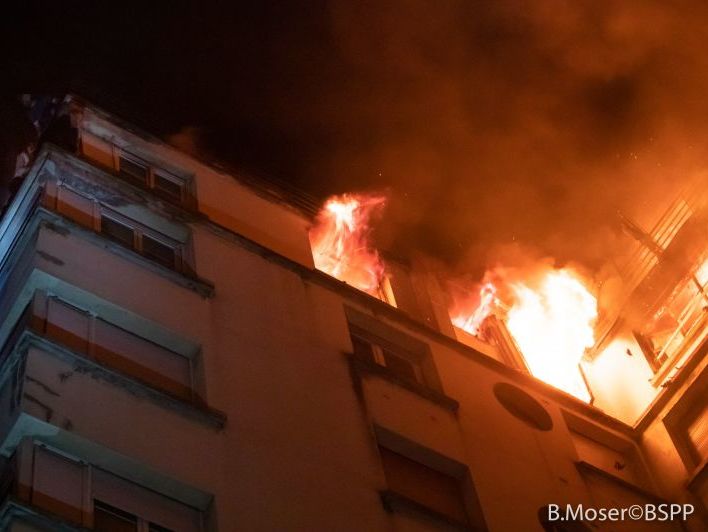 Кількість загиблих унаслідок пожежі в Парижі зросла до 10