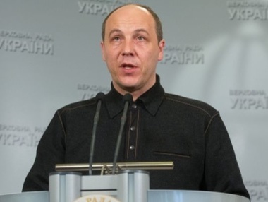 Парубий: Согласно принятым ВР законам, выборы на Донбассе будут проходить под наблюдением украинских правоохранителей