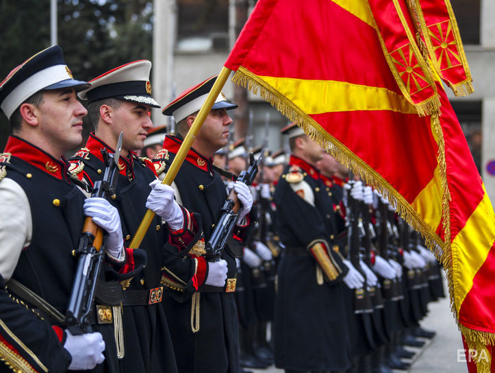 В НАТО подписали протокол о приеме Македонии в Альянс