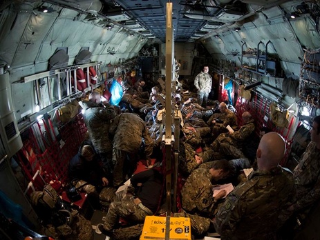 Великобритания направила в Украину военных инструкторов