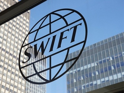 Bloomberg: В ближайшее время Россию не отключат от SWIFT