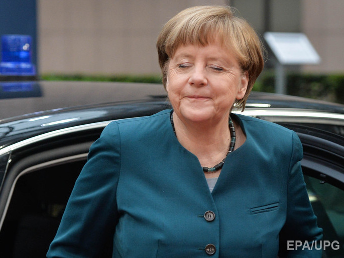 Меркель: Для получения финансовой помощи Греции нужно договориться с кредиторами о программе реформ