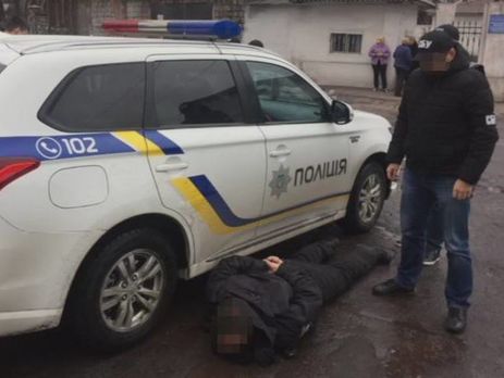 СБУ уличила во взятке руководителя подразделения быстрого реагирования патрульной полиции Каменского