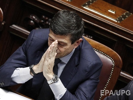 Министр транспорта Италии ушел в отставку из-за коррупционного скандала