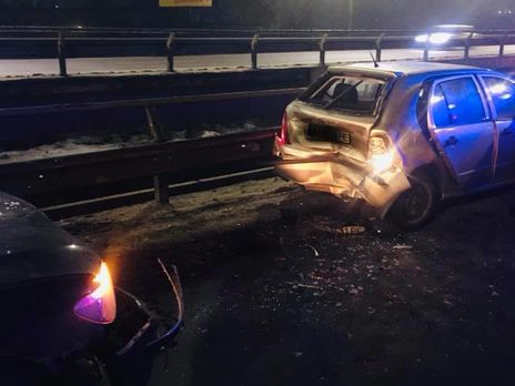 В Киеве пьяный чиновник за рулем авто совершил ДТП и травмировал полицейского