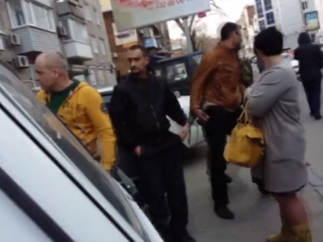 СБУ: За подозреваемых в убийстве офицера СБУ заступился нардеп от Блока Петра Порошенко Денисенко. Видео