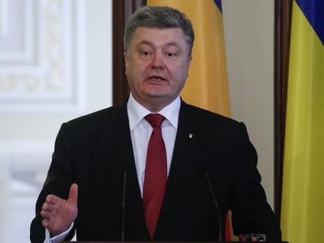 Порошенко: Ни у одного губернатора не будет своих 