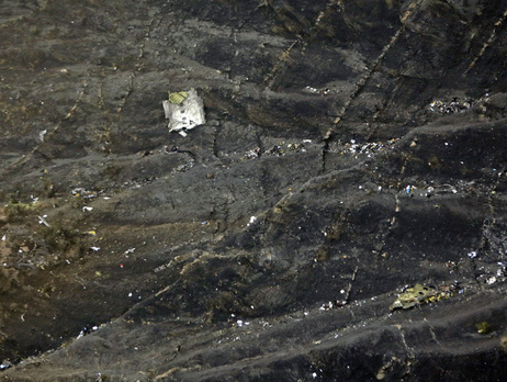 Дайджест 24 марта: Авиакатастрофа во Франции, Конгресс США призывает дать Украине оружие, 9 мая по-прежнему праздник