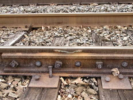 МВД: В результате взрыва в Днепропетровской области повреждено железнодорожное полотно