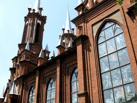 В Польше католического священника приговорили к семи годам заключения за растление малолетних