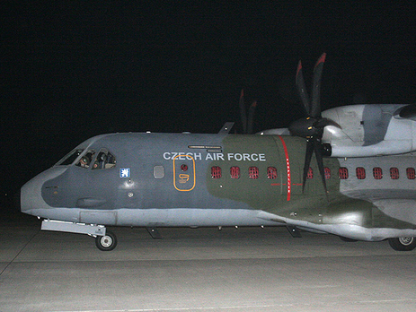 В Украину прибыл самолет из Чехии с первой частью помощи для ВСУ