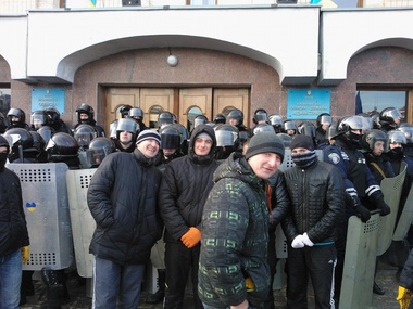 Кировоградские активисты открыли "охоту на титушек" в соцсетях