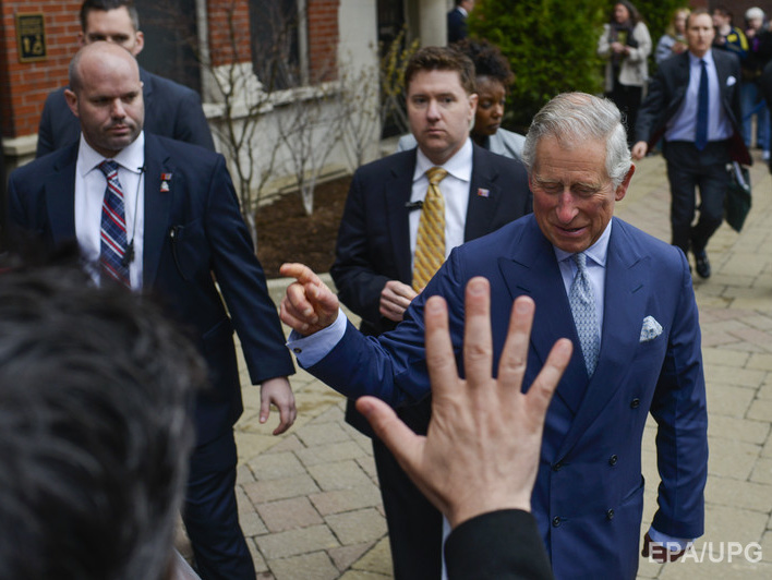 Суд Великобритании разрешил опубликовать письма принца Чарльза, которые могут помешать ему наследовать престол