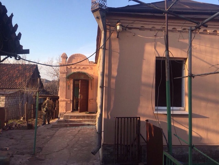 МВД: Подозреваемый в убийстве сотрудника СБУ в Донецкой области покончил с собой во время операции по его задержанию