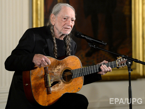 Звезда кантри-музыки Уилли Нельсон запустит первый в мире бренд марихуаны