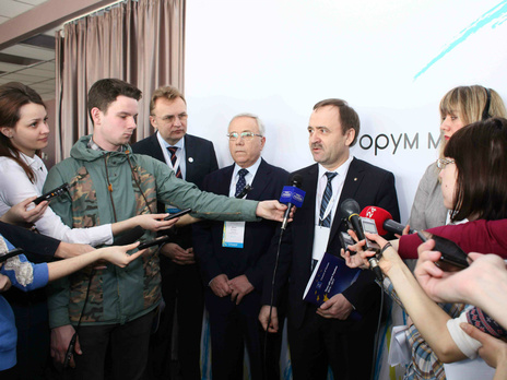 Минрегионстрой: До местных выборов нужно внести изменения в Конституцию