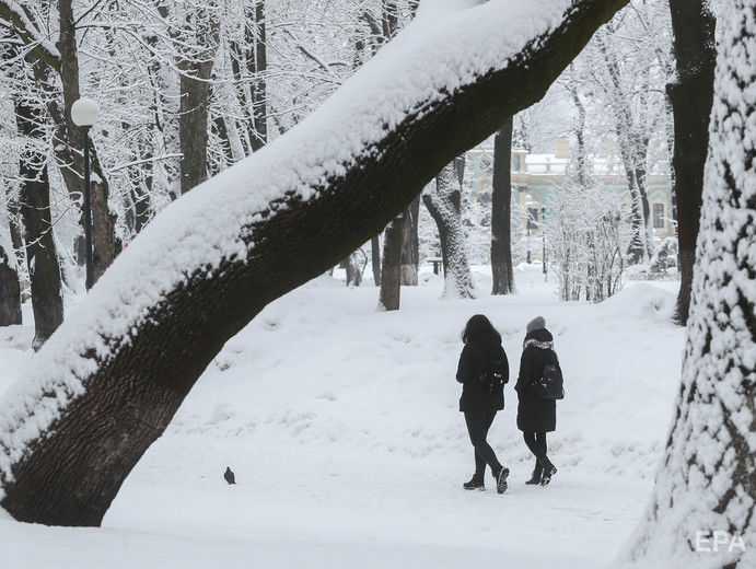 Рятувальники попередили про сильні снігопади в Україні