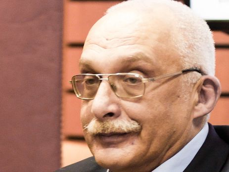 В России знатока 