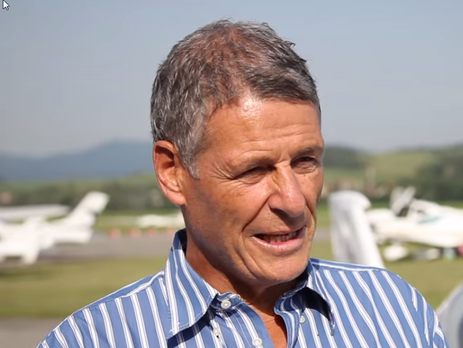 В Эквадоре во время попытки совершить кругосветное путешествие на легкомоторном самолете разбился летчик