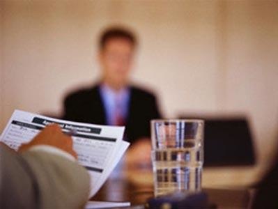 СМИ: Украинцы ищут любую возможность найти работу за границей