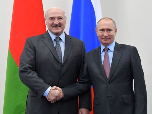 Лукашенко – Путіну: Які б не були скандали, ми ніколи росіянам не будемо постачати ні поганої горілки, ні поганої закуски