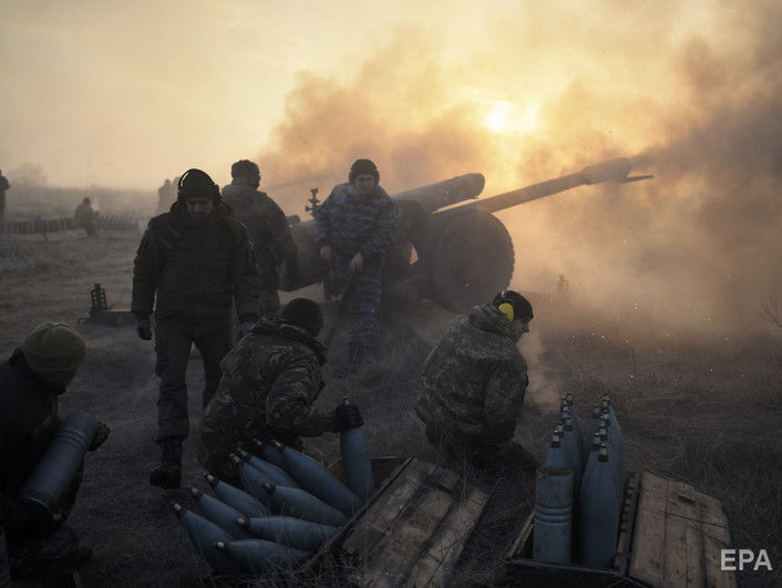 Боевики 10 раз обстреляли украинских бойцов на Донбассе, один военный ранен – штаб операции Объединенных сил