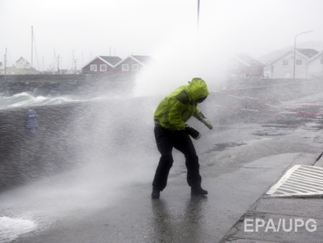 Бушующий в Европе ураган 