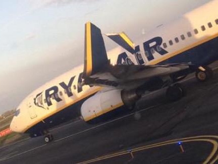 В аэропорту Дублина столкнулись два самолета
